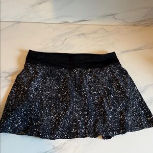 Lululemon spotted printed tennis skirt